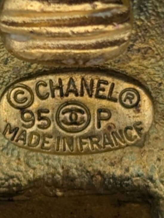 Chanel Earrings CC Logo Round Gold Vintage - Picture 8 of 9